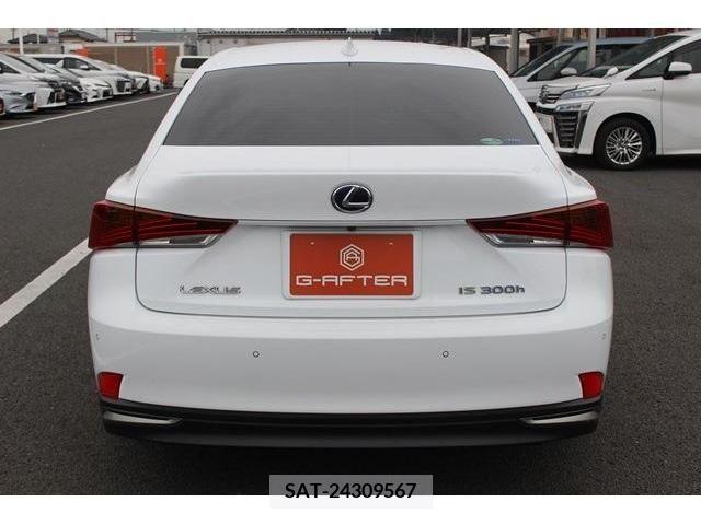 Lexus IS 2016-12 246040-8