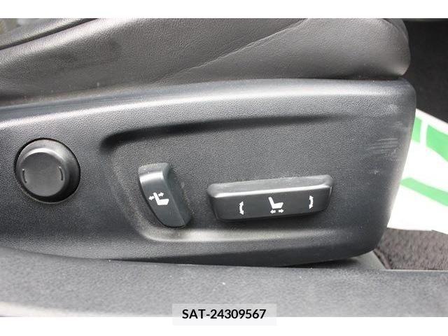 Lexus IS 2016-12 246040-5
