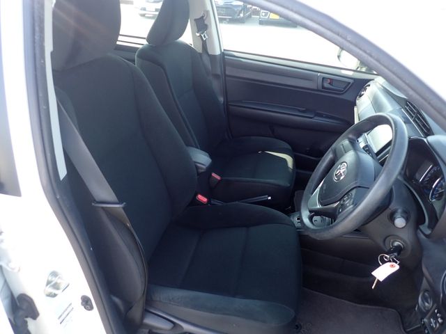 Toyota COROLLA AXIO 2018-11 12495-19