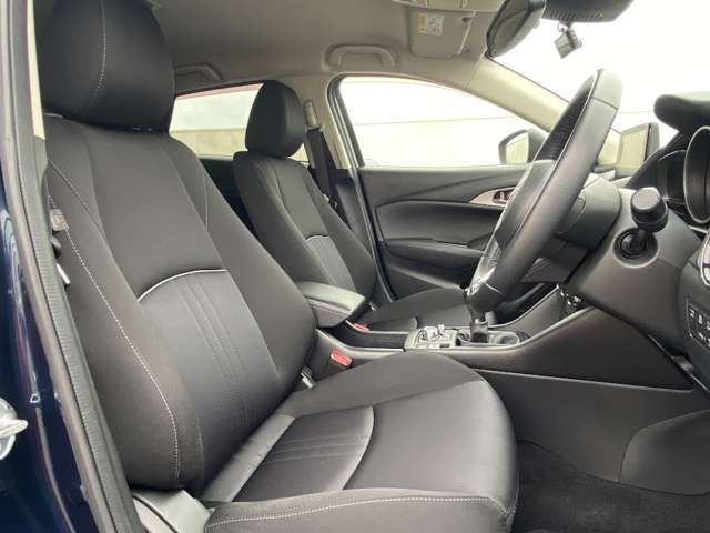 Mazda CX-3 2018-09 21553-10