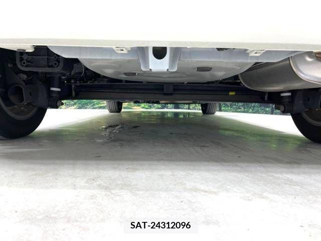 Toyota SIENTA 2019-07 352811-19