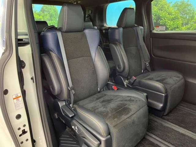 Toyota VELLFIRE 2016-07 17777-8