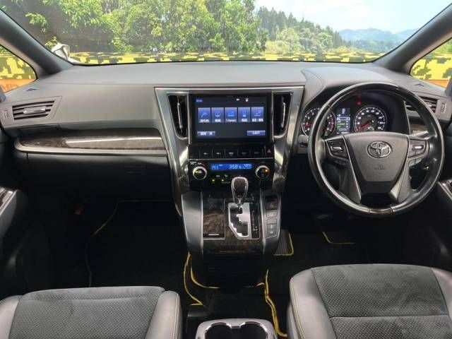 Toyota VELLFIRE 2016-07 17777-1