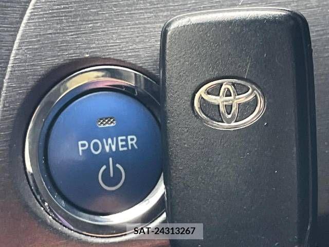Toyota PRIUS PHV 2014-02 322143-3
