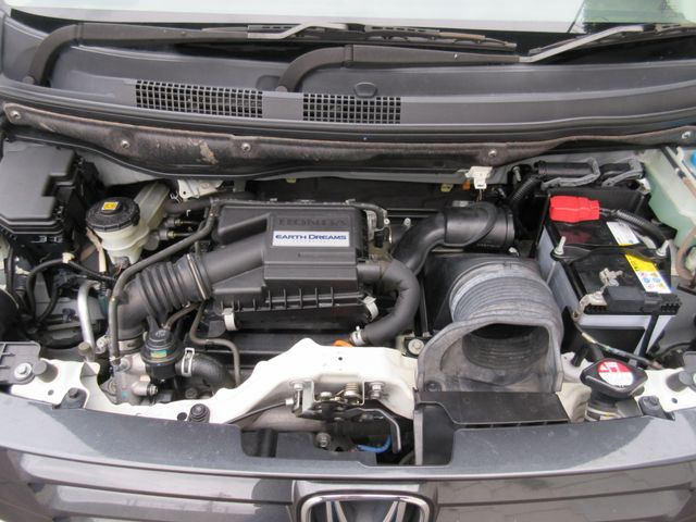 Honda N-WGN 2016-06 182888-21