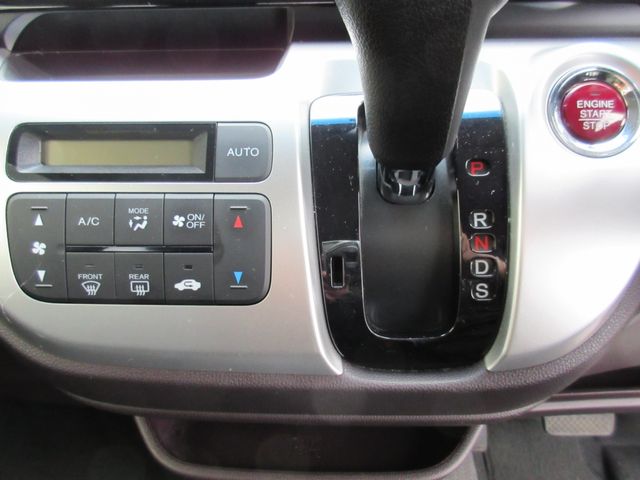 Honda N-WGN 2016-06 182888-29