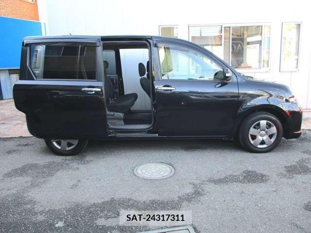 Toyota SIENTA 2013-04 217206-9