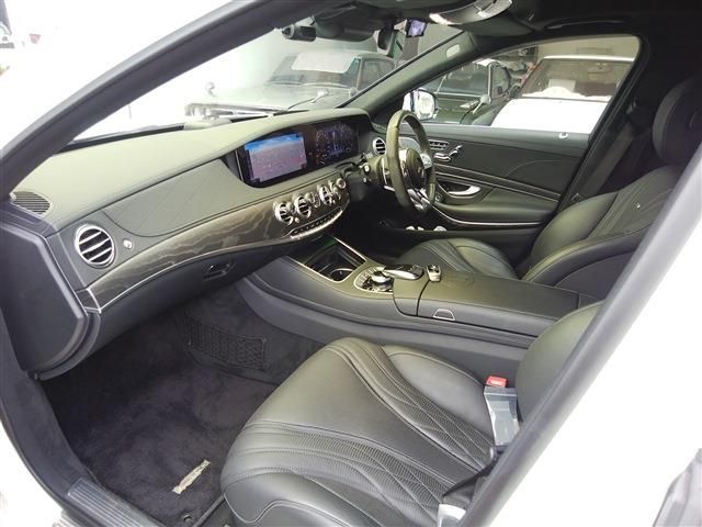 Amg S-CLASS 2018-06 187253-14
