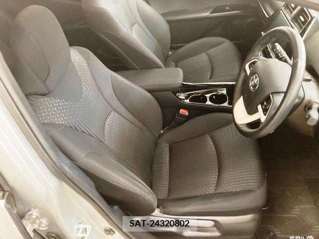 Toyota PRIUS 2018-01 217811-9