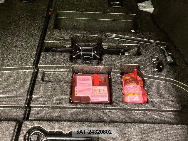 Toyota PRIUS 2018-01 217811-12