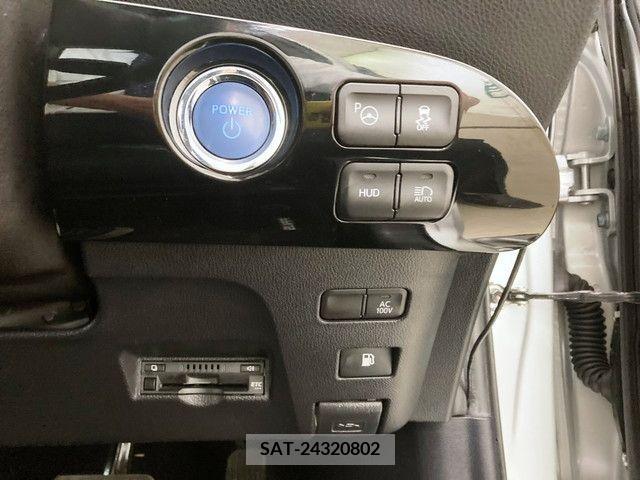 Toyota PRIUS 2018-01 217811-18