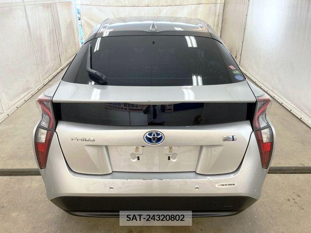 Toyota PRIUS 2018-01 217811-6