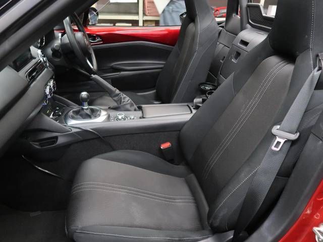 Mazda ROADSTER 2021-05 24046-11