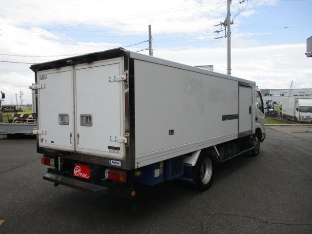 Toyota DYNA TRUCK 2013-08 14789-1