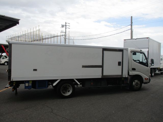 Toyota DYNA TRUCK 2013-08 14789-5