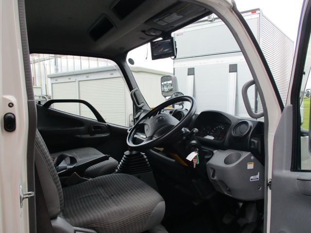 Toyota DYNA TRUCK 2013-08 14789-16