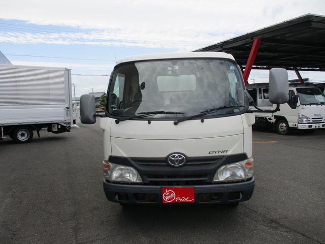 Toyota DYNA TRUCK 2013-08 14789-2