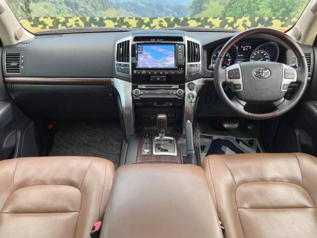 Toyota LAND CRUISER 2015-06 8315-1