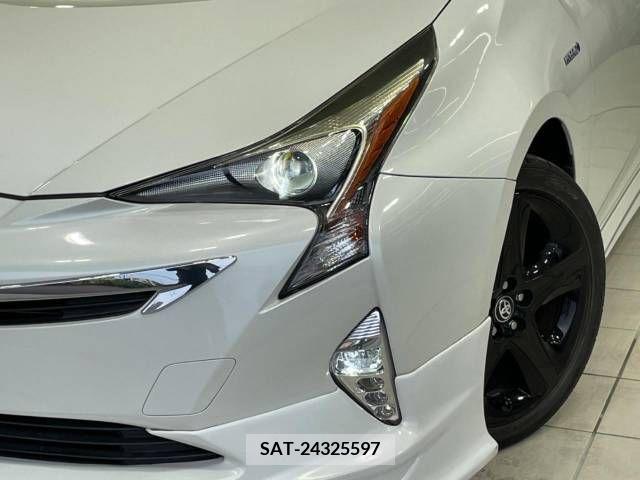 Toyota PRIUS 2016-03 366577-12
