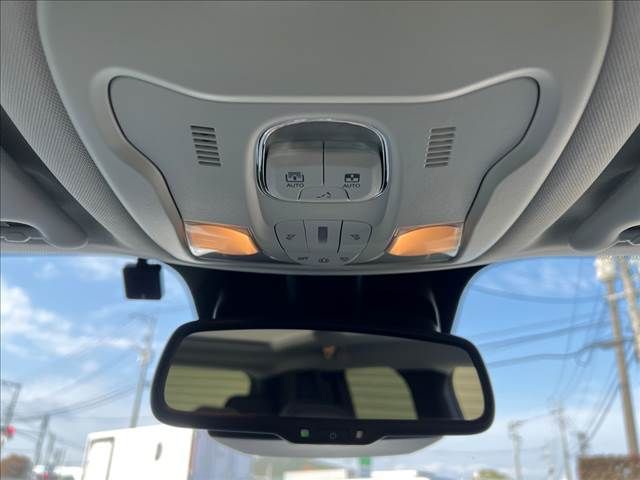 Jeep RENEGADE 2017-03 193973-15