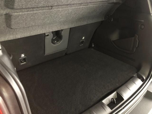 Jeep RENEGADE 2022-08 193077-16