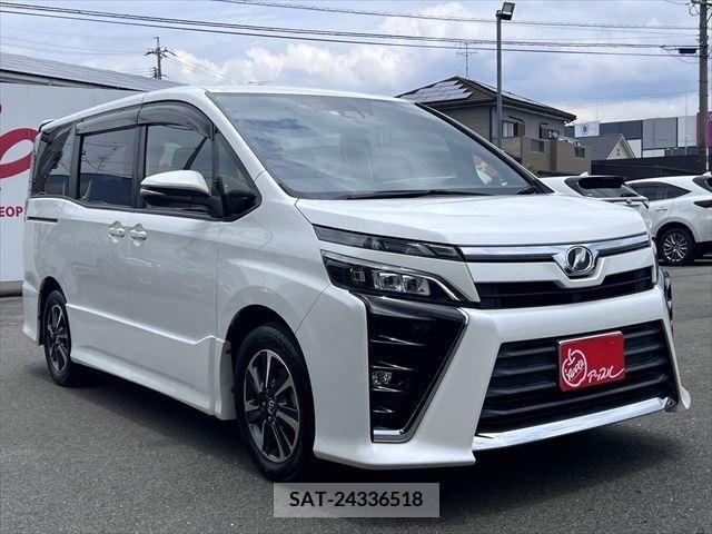 Toyota VOXY 2017-10 321533-19
