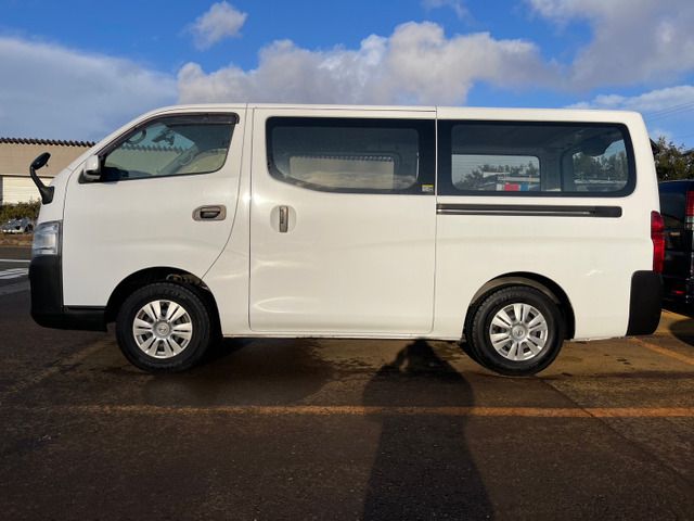 Nissan NV350 Caravan 2015-12 1378-8