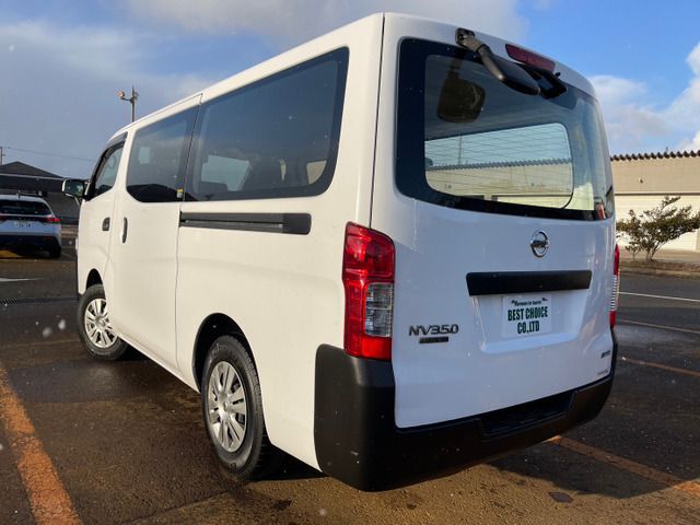 Nissan NV350 Caravan 2015-12 1378-2