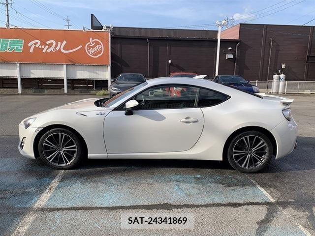 Toyota 86 2012-08 245143-7