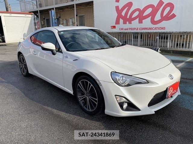 Toyota 86 2012-08 245143-2