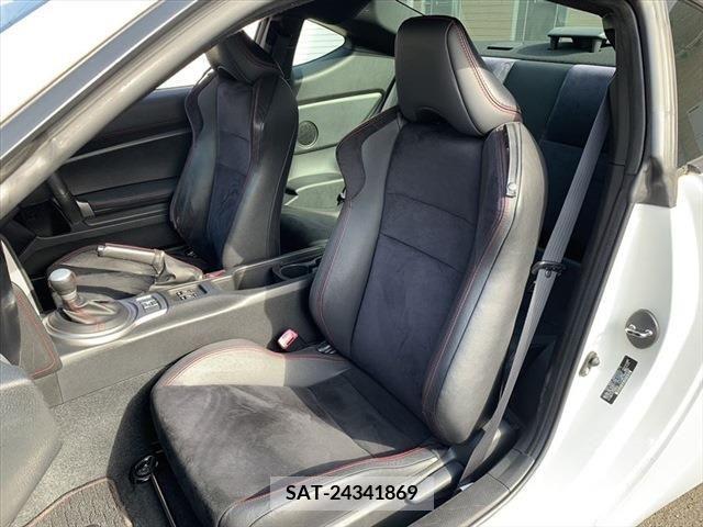 Toyota 86 2012-08 245143-20