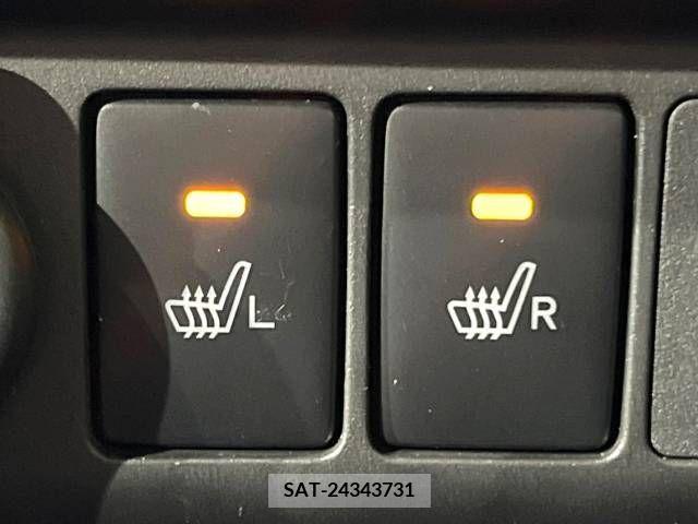 Toyota ROOMY 2018-07 338490-5