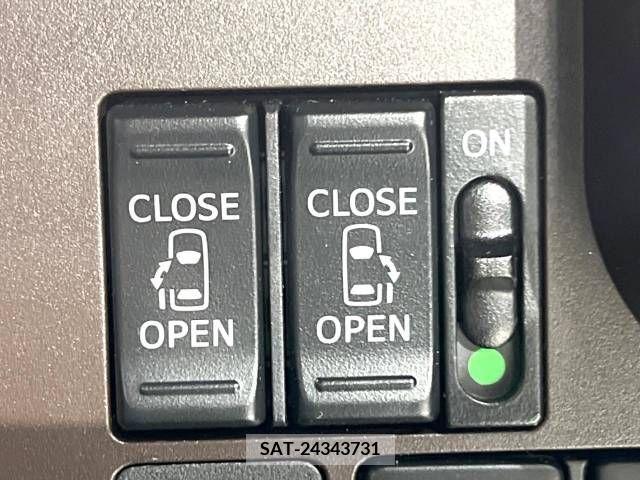 Toyota ROOMY 2018-07 338490-4