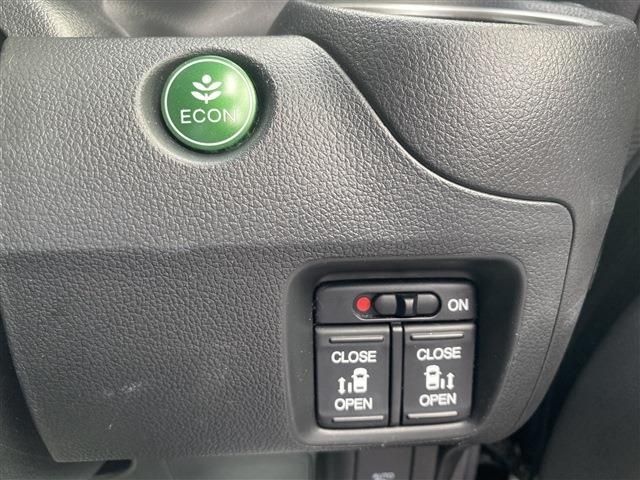 Honda N BOX CUSTOM 2016-01 7746-24