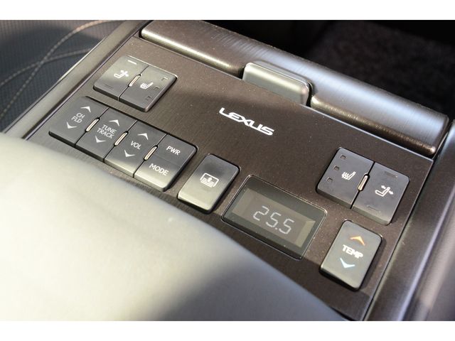 Lexus ES 2019-03 25334-16