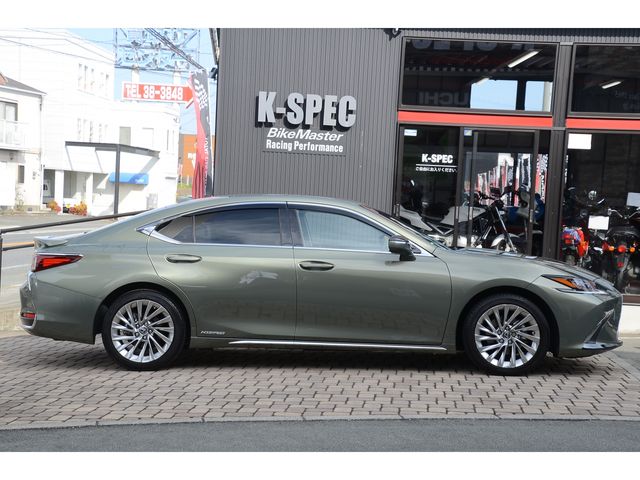 Lexus ES 2019-03 25334-3