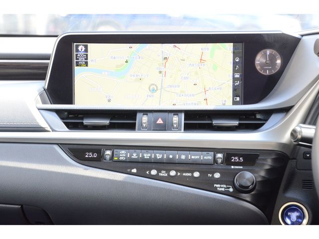 Lexus ES 2019-03 25334-9