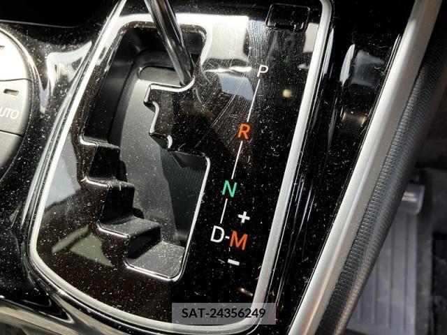 Toyota VOXY 2021-06 321702-22