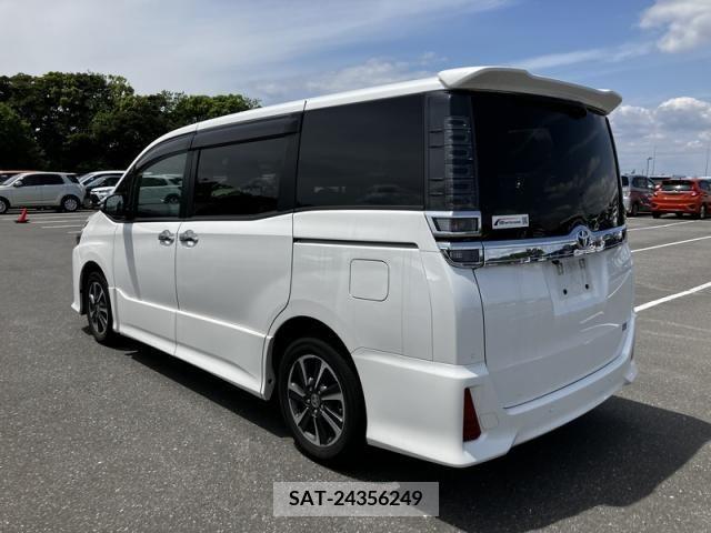 Toyota VOXY 2021-06 321702-20