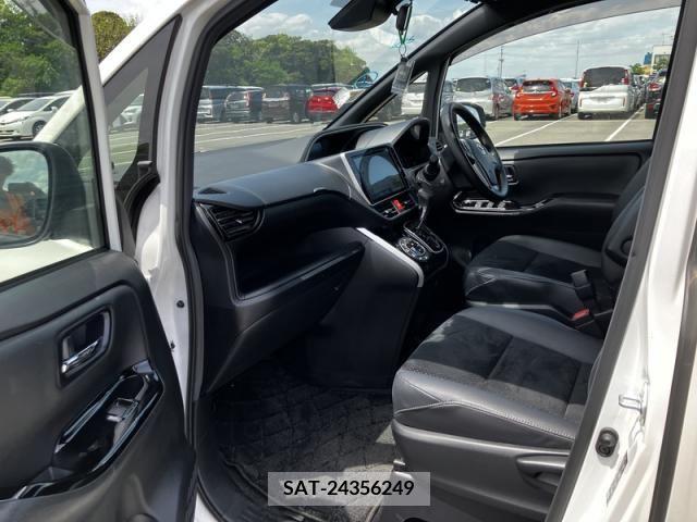 Toyota VOXY 2021-06 321702-10