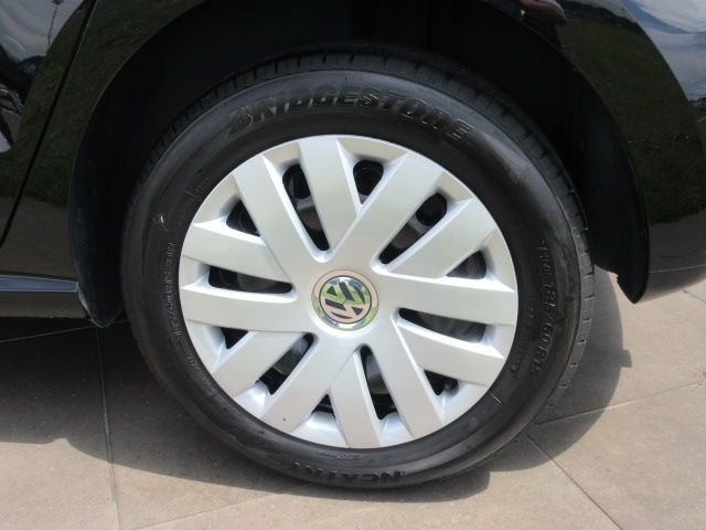 VolksWagen POLO 2011-08 4181-7