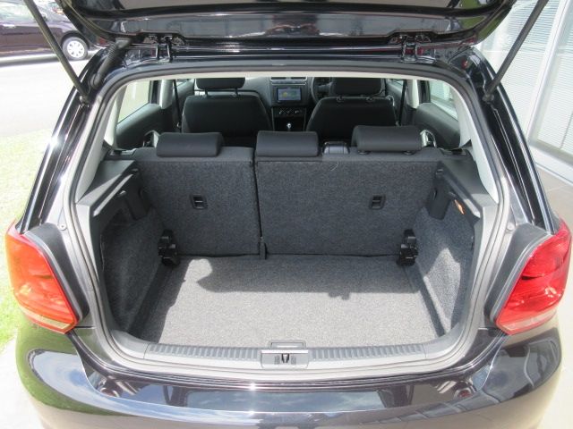 VolksWagen POLO 2011-08 4181-8