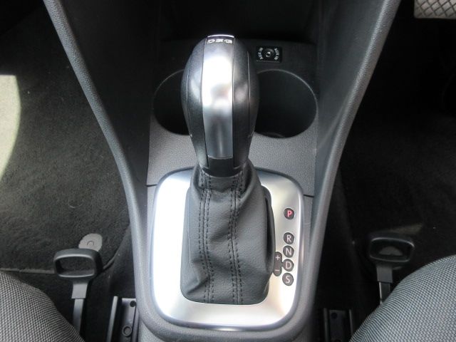 VolksWagen POLO 2011-08 4181-16