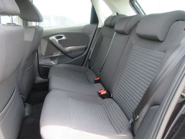 VolksWagen POLO 2011-08 4181-5