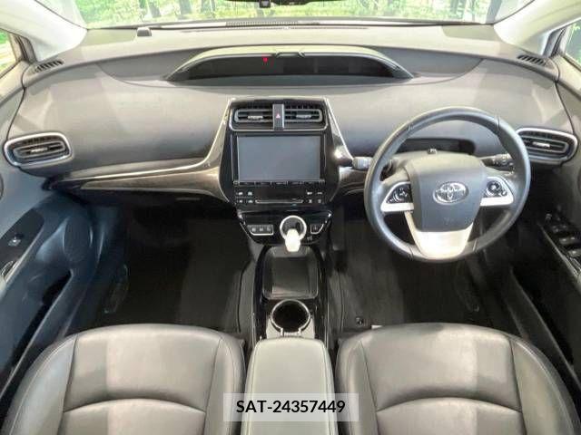 Toyota PRIUS 2016-04 282139-1