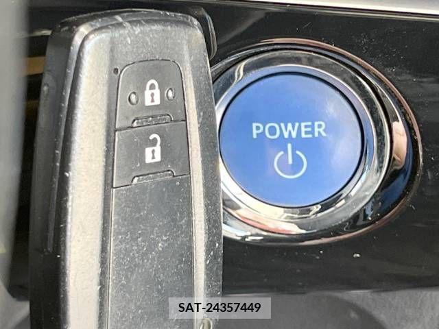 Toyota PRIUS 2016-04 282139-6