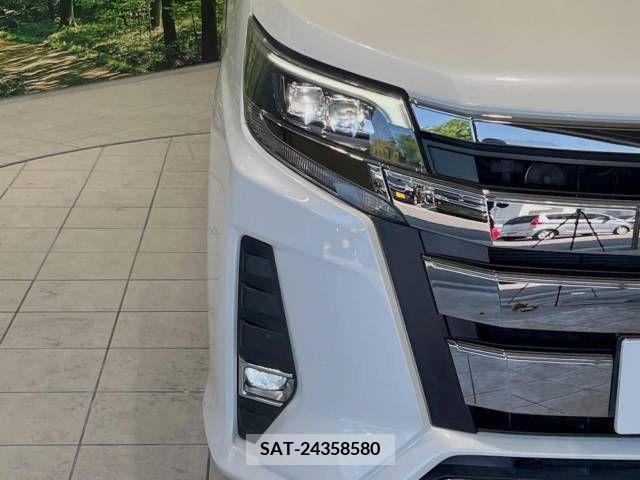 Toyota NOAH 2017-09 321536-12