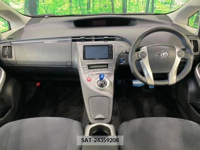 Toyota PRIUS 2014-06 346600-1
