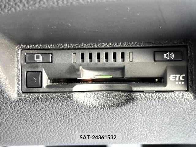 Toyota PRIUS 2016-11 282315-9