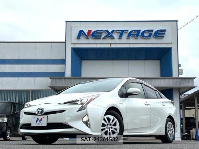 Toyota PRIUS 2016-11 282315-18